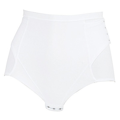 une attache prévue a l'entre-jambe pour plus de facilite lors de l'enfilage