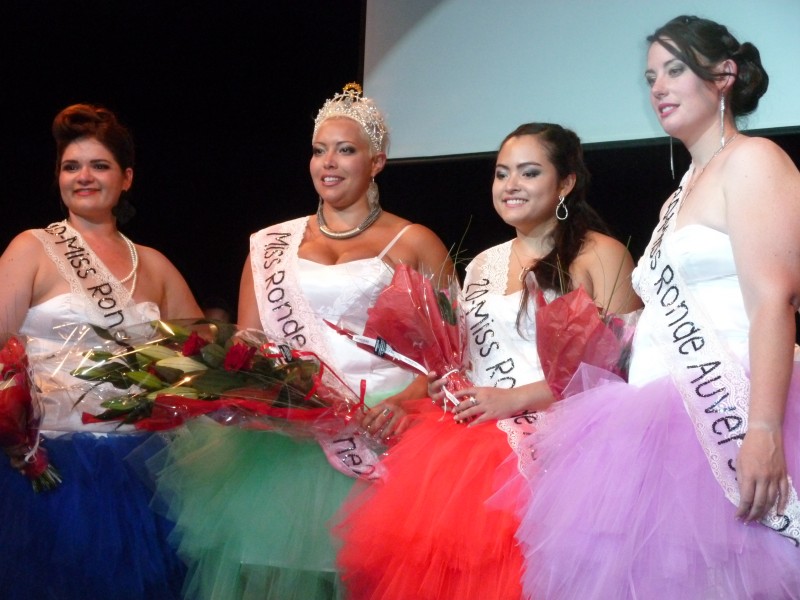 aurelie-taillhardat-miss-ronde-auvergne-2014